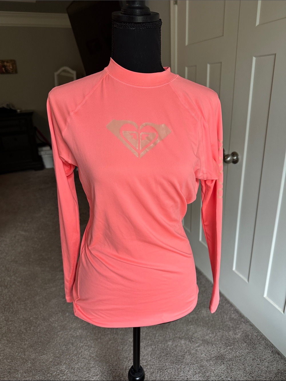 Roxy Coral Pink Long-Sleeve Rashguard Top NWOT